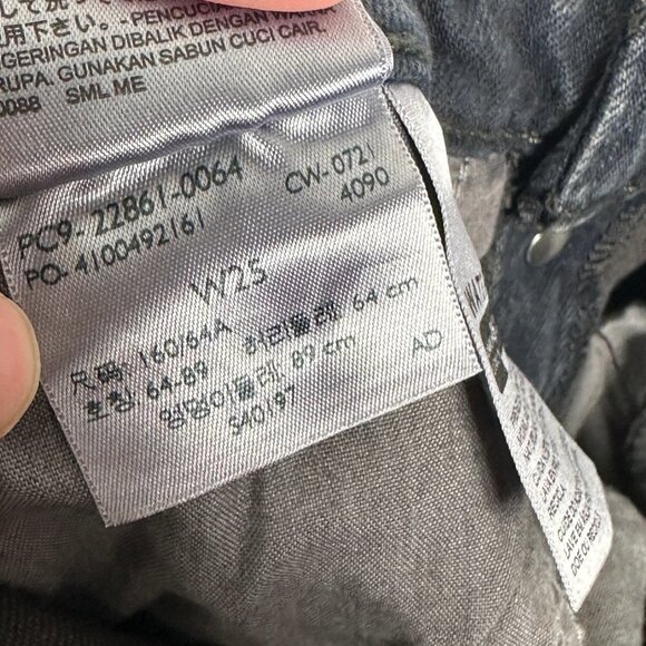 Levis Black‎ Wedgie Straight High Rise Button Fly Jeans Size 25 Waterless Denim - Picture 10 of 14